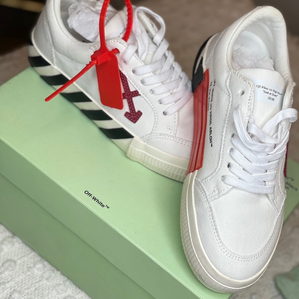 Off white sneakers size 38 - Picture 2 of 4